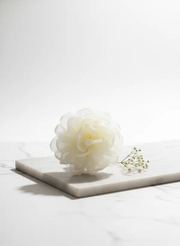 White_Rose_|_White_Flower_Claw_Clip