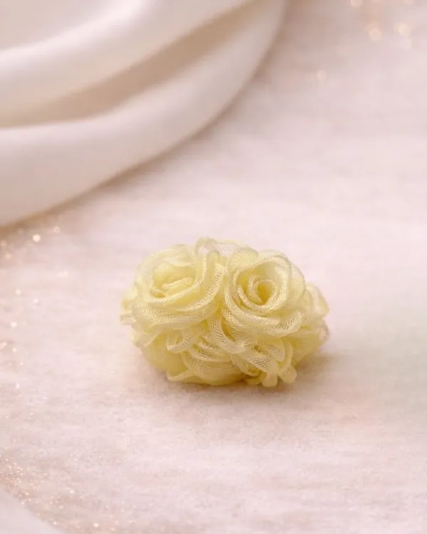 Yellow_Mesh_Mesh_Rose_Claw_Clip