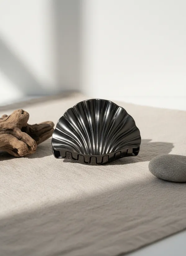 Bronze_Alloy_Metallic_Shell_Claw_Clip