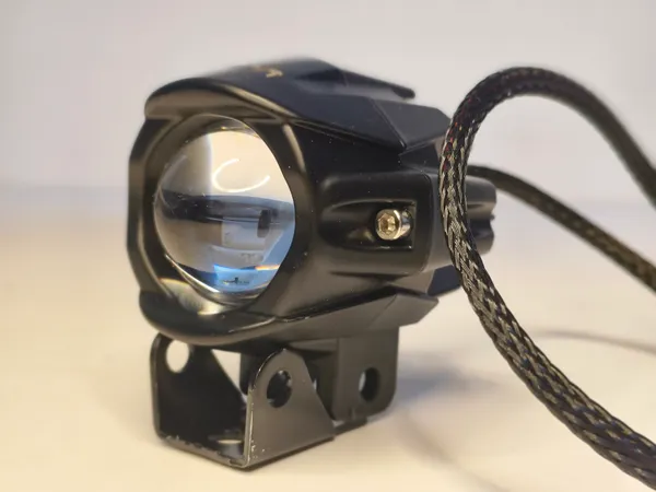Matt_Black_Liu_Hjg_Fog_Light_Metal_Body_Yellow_And_White_With_Flash_Pack_Of_1_Pc