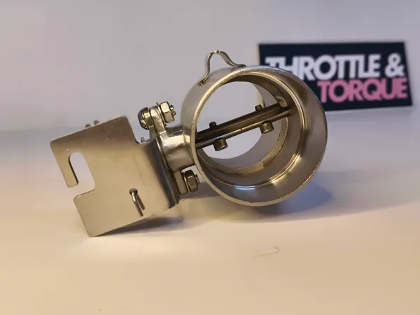 Throttle_&_Torque_–_Manual_Valvetronic_Exhaust_System