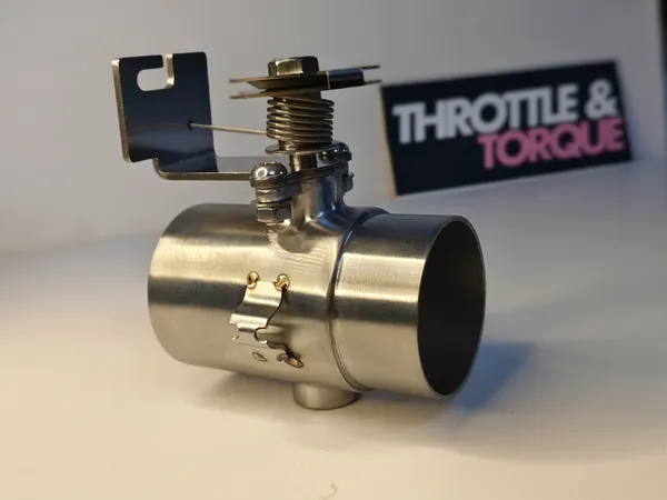 Throttle_&_Torque_–_Manual_Valvetronic_Exhaust_System