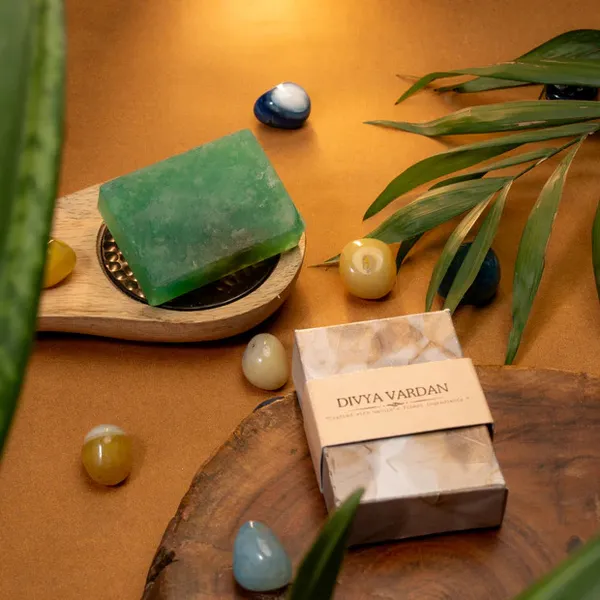 EucaMint_Herbal_Fresh_Soap_–_Premium_Eucalyptus_&_Mint_Bath_Bar_(75g)