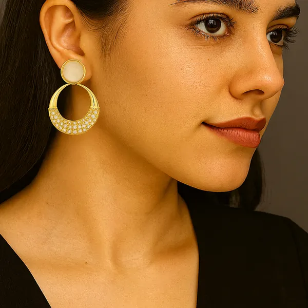 Golden_Alloy_Trending_Earring_For_Women