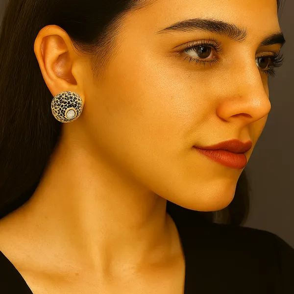 Black_&_Golden_Alloy_Trending_Earring_For_Women