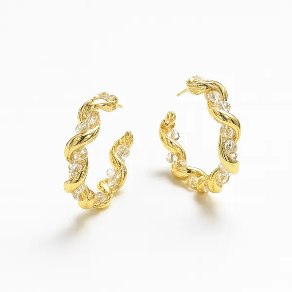 Golden_&_White_Alloy_Trending_Earring_For_Women