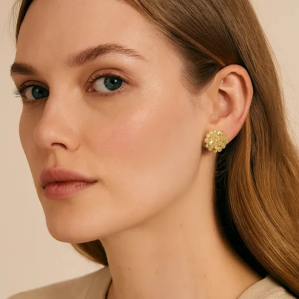 White_&_Golden_Alloy_Trending_Earring_For_Women