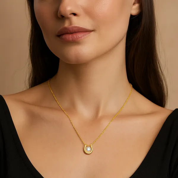 Golden_Alloy_Trending_Necklace_Set_For_Women
