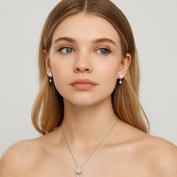 Silver_Alloy_Trending_Necklace_Set_For_Women