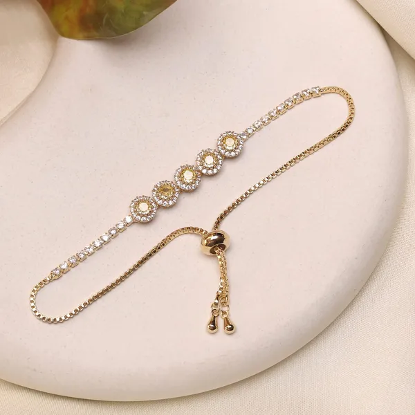 Golden_&_White_Alloy_Trending_Bracelet_For_Women