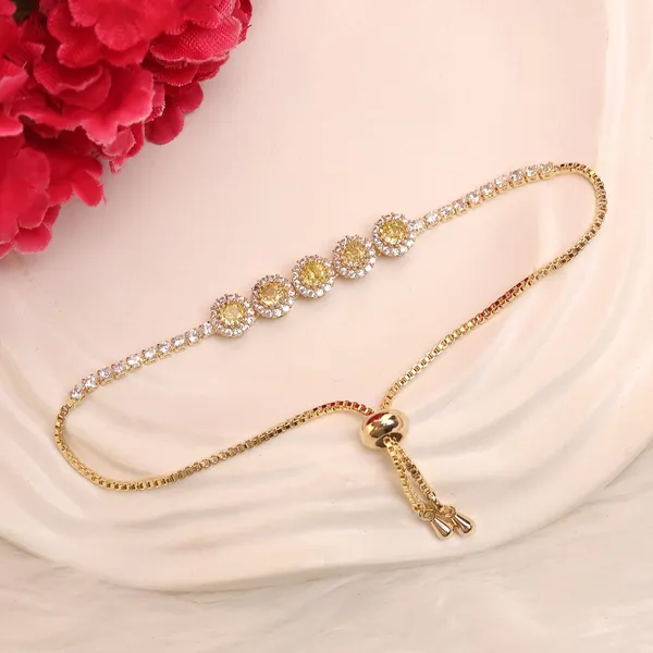 Golden_&_White_Alloy_Trending_Bracelet_For_Women