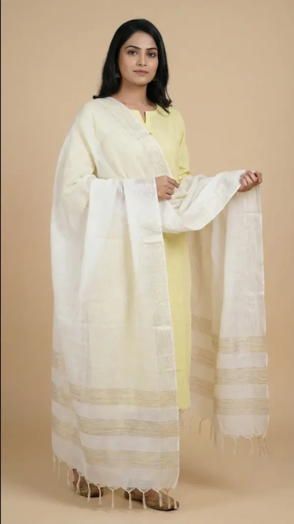 Off_White_Silk_Dupatta_For_Women