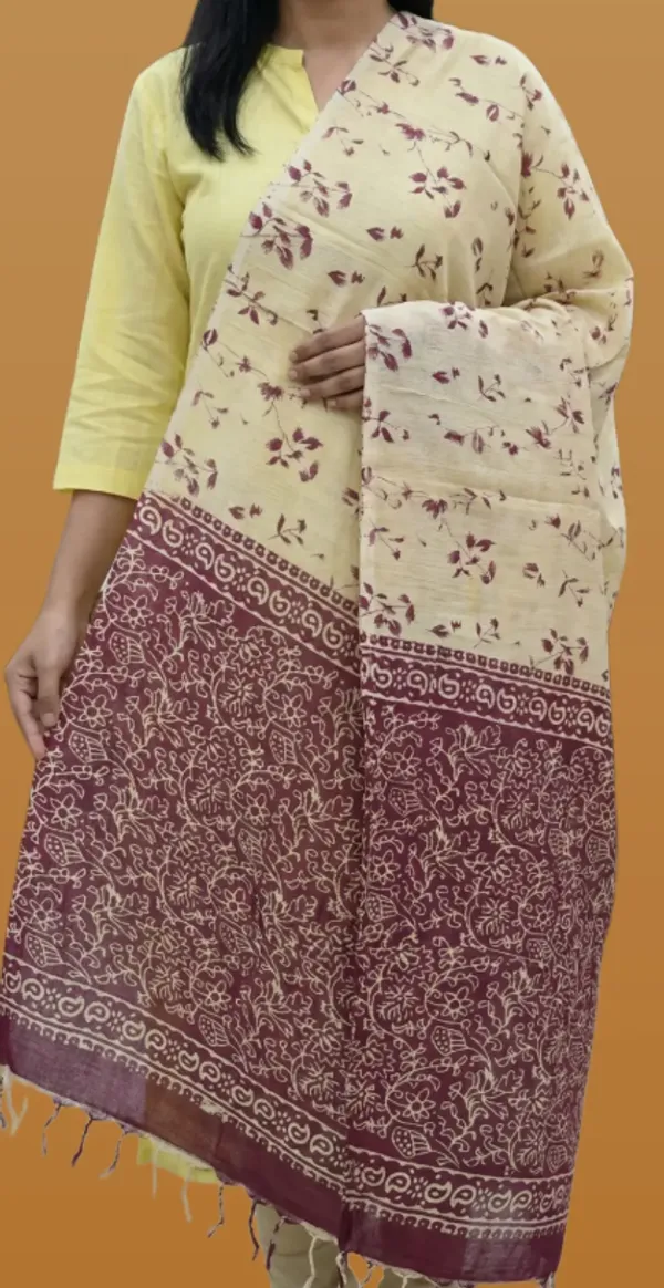 Maroon_And_Cream_Cotton_Khadi_Dupatta_For_Women