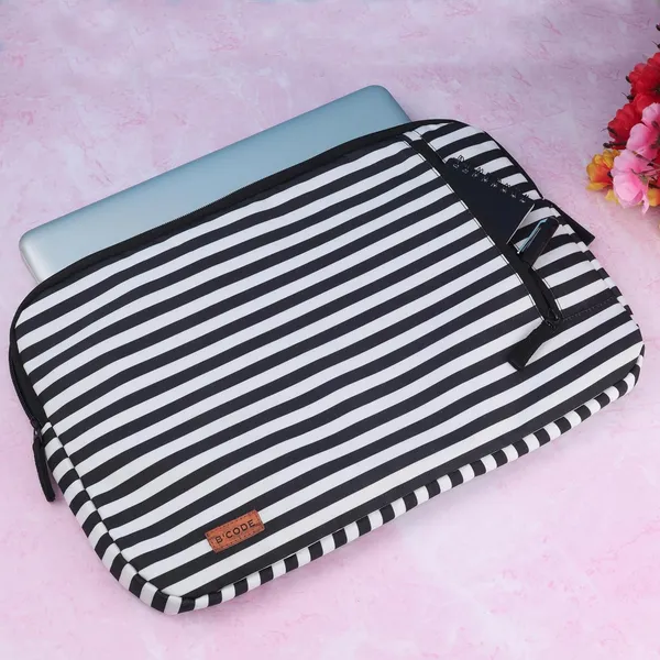 Black_Laptop_Sleeve_Bag_For_Unisex