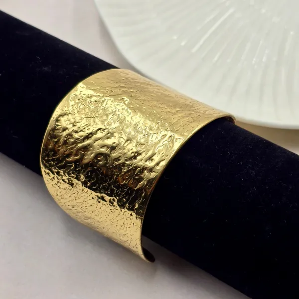 Curvy_Brass_Bracelet_Adjustable_(Anti_Tarnish)