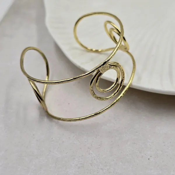 Linked_Loop_Brass_Bracelet_Adjustable_(Anti_Tarnish)