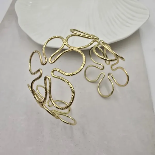 Floral_Brass_Bracelet_Adjustable_(Anti_Tarnish)