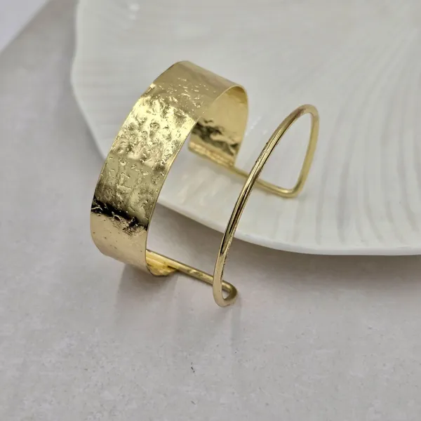 Hammered_Brass_Bracelet_Adjustable_(Anti_Tarnish)