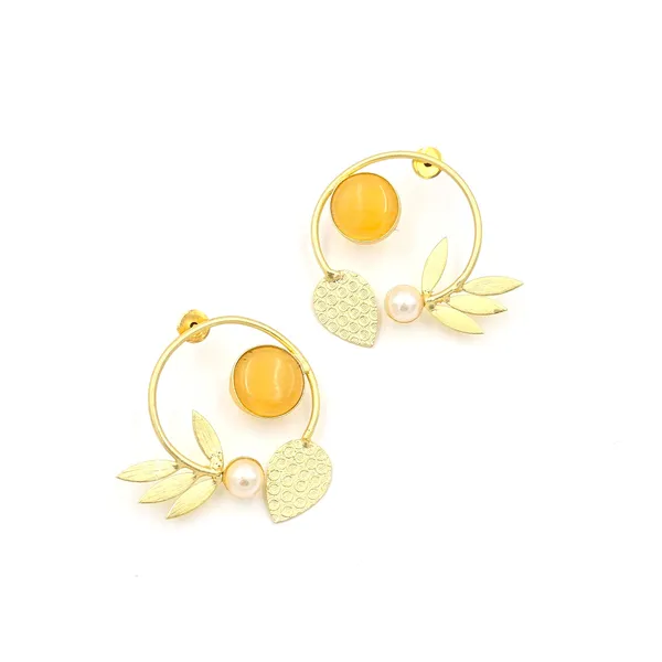 Yellow_Brass_Statement_Studs_With_Leaves_And_Pearls_For_Women