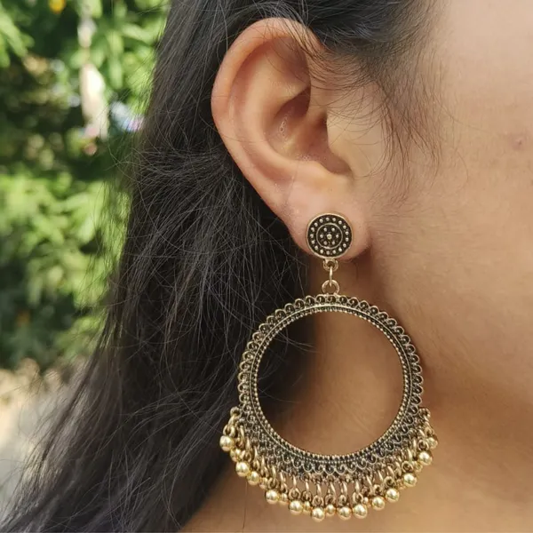 Gold_Brass_Gold_Oxidized_Chandbalis_For_Women