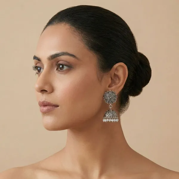 Silver_Brass_Oxidized_Pearl_Jhumka_For_Women