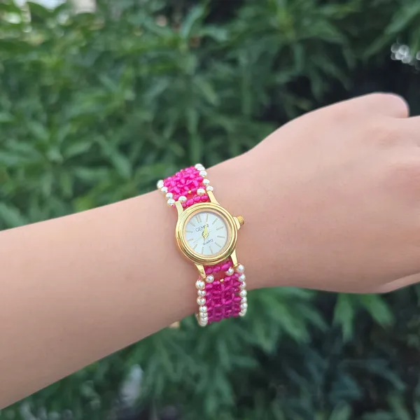 Pink_Check_Pattern_With_Pearls_Beaded_Watch
