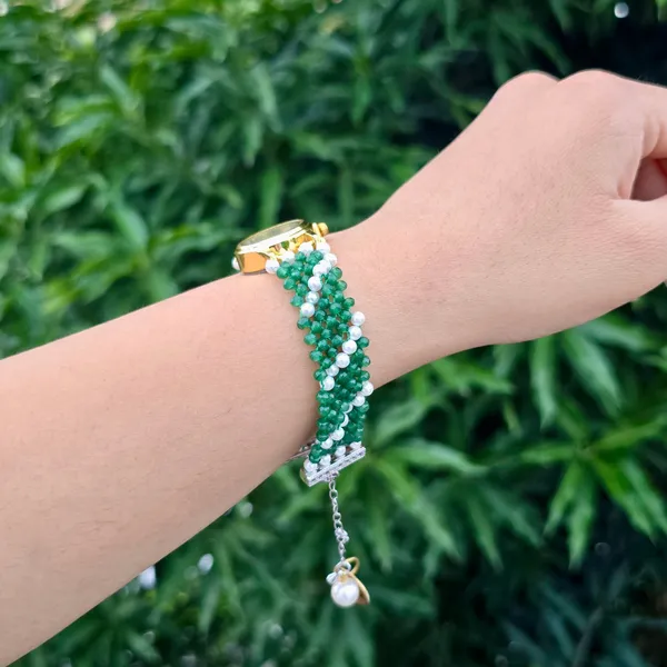 Green_And_White_Beaded_Watch