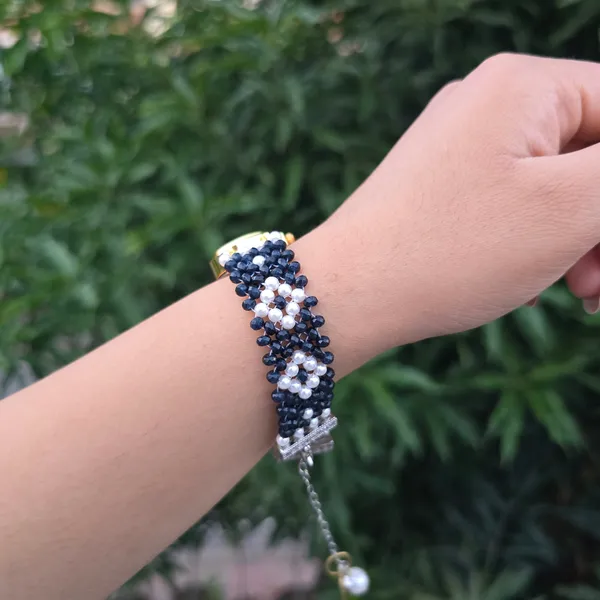 Black_And_White_Beaded_Watch