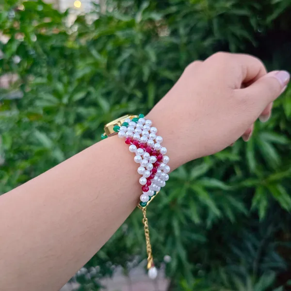 Red_And_Green_Patterned_Pearl_Beaded_Watch