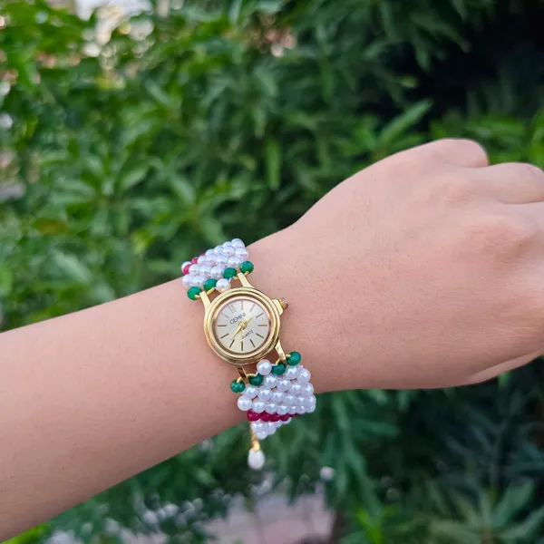 Red_And_Green_Patterned_Pearl_Beaded_Watch