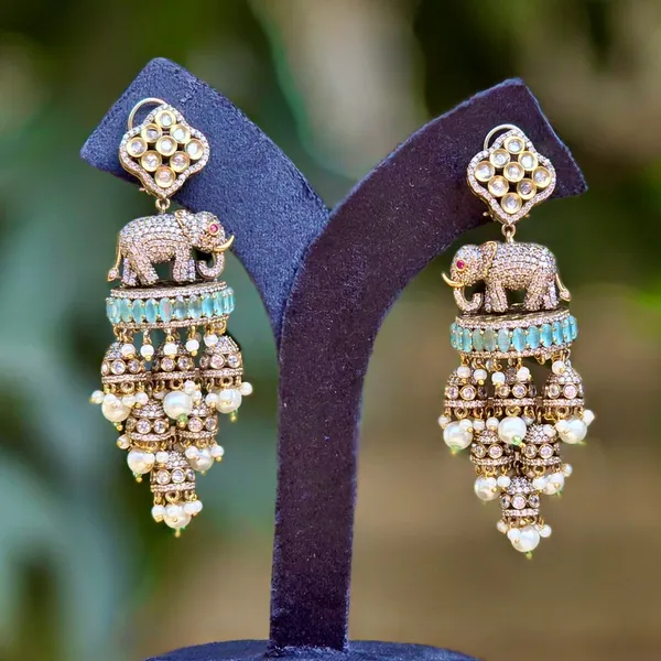 Victorian_Chandelier_Earrings_Premium_Jewelery_For_Women