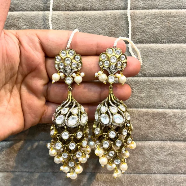 Shahana_Chandelier_Earrings_For_Women