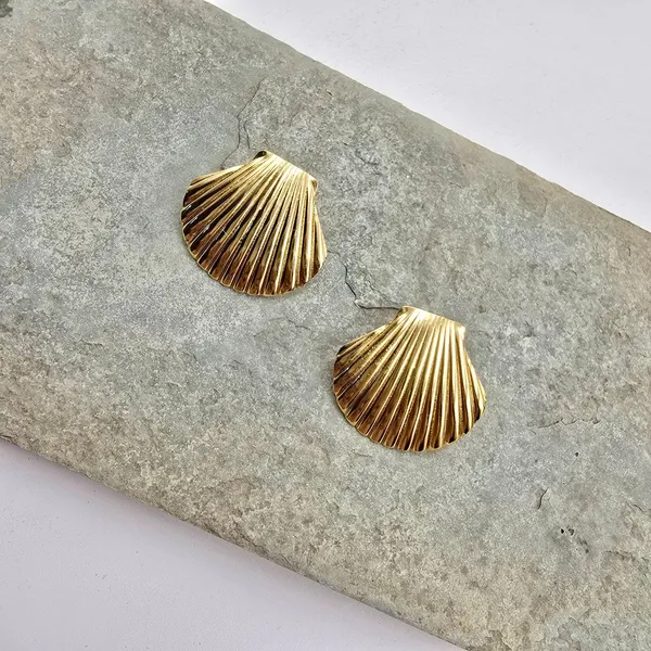 Seashell_Studs