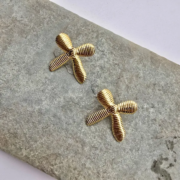 Bow_Studs