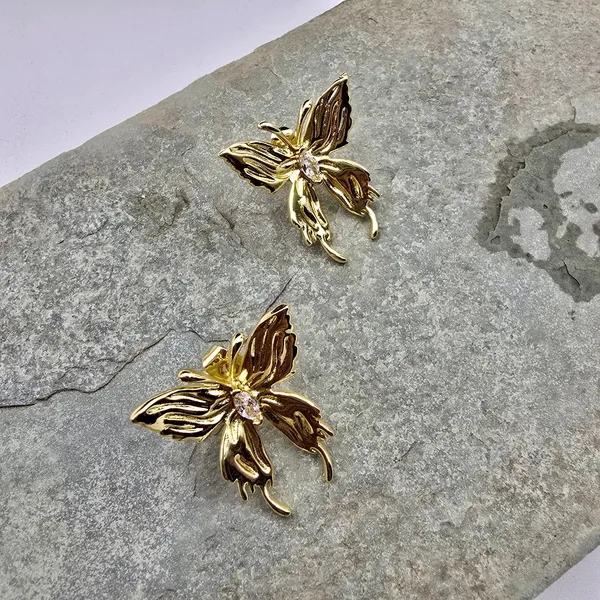 Crystal_Butterfly_Studs