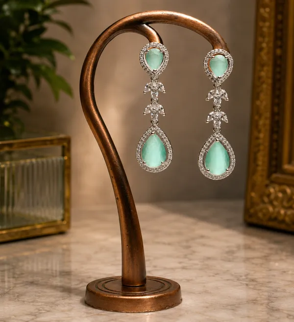 Mint_Green_Brass_Teardrop_Stone_Necklace_Set_For_Women