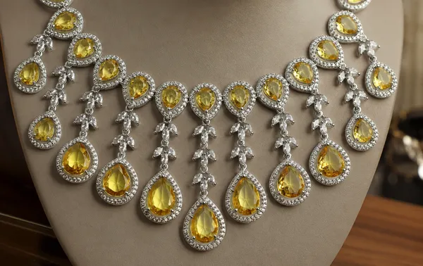 Yellow_Teardrop_Stone_Cascading_Brass_Necklace_Set_For_Women
