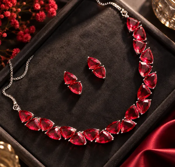 Red_Brass_Leaf_Motif_Faceted_Stone_Necklace_Set_For_Women