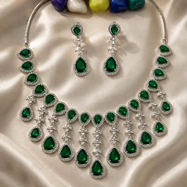Green_Teardrop_Stone_Statement_Brass_Necklace_Set_For_Women