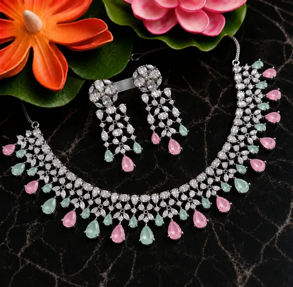 Multicolour_Brass_Silver_Tone_Stone_Necklace_Set_For_Women