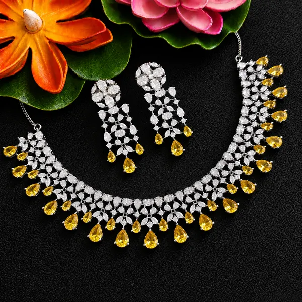 Silver_Brass_Clear_Yellow_Teardrop_Stone_Necklace_Set_For_Women
