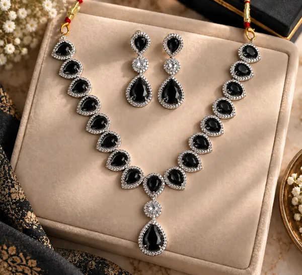 Black_Brass_Teardrop_Stone_Necklace_Set_For_Women