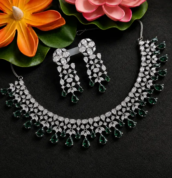 Green_Crystal_Silver_Tone_Floral_Teardrop_Necklace_Set_For_Women