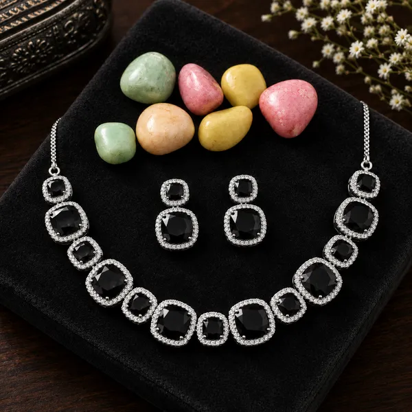 Black_Brass_Faceted_Stone_Necklace_Set_For_Women