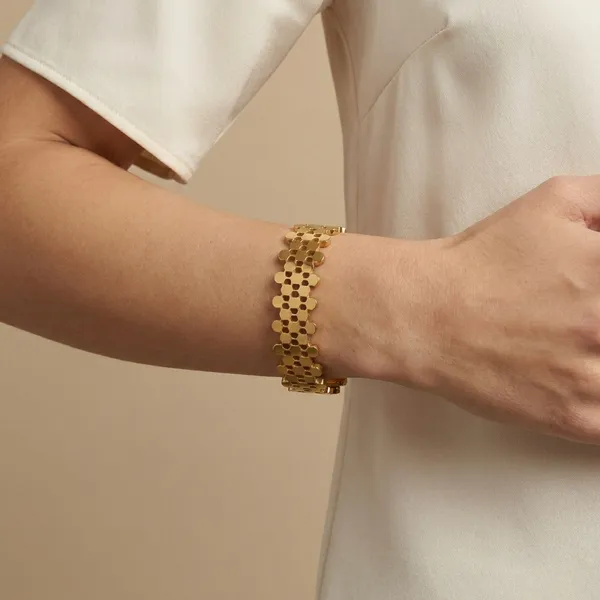 Golden_Honeycomb_Bracelet_For_Women