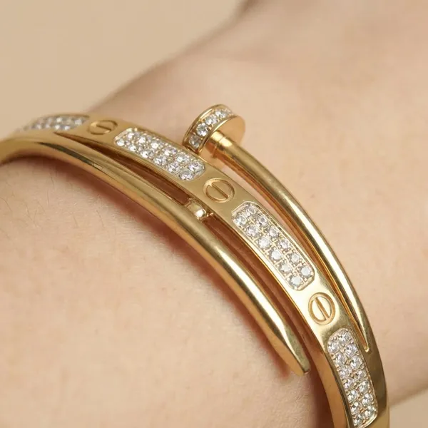 Golden_Crystal_Nail_Bracelet_For_Women