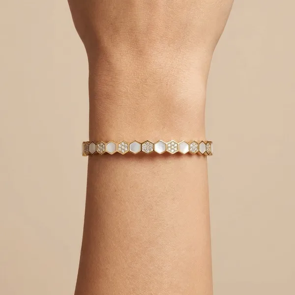 Golden_Crystal_Link_Bracelet_For_Women