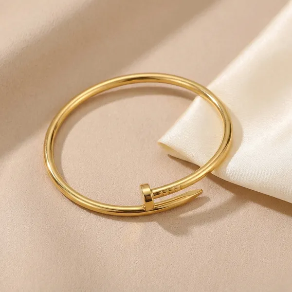 Golden_Slim_Crystal_Bracelet_For_Women
