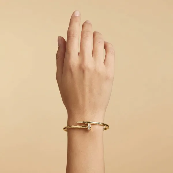 Golden_Slim_Crystal_Bracelet_For_Women
