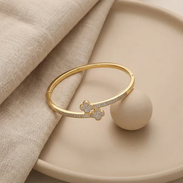 Golden_Twin_Bloom_Bracelet_For_Women